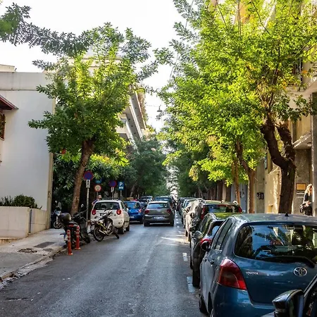 דירה With Amenities In Kolonaki *